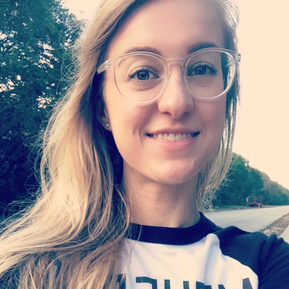 Meet your Posher, Lena